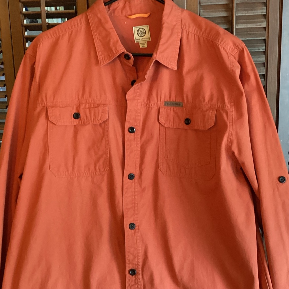 Men’s Field & Stream (XL) Heavy Button -up Shirt.